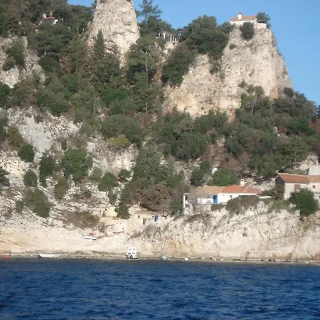 Annadora Guest house