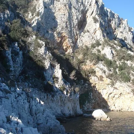 Annadora Gostinjska kuća 3*